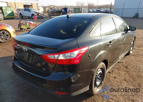 2012 Ford Focus Se z USA, uszkodzony, nr VIN 1FAHP3F27CL289931
